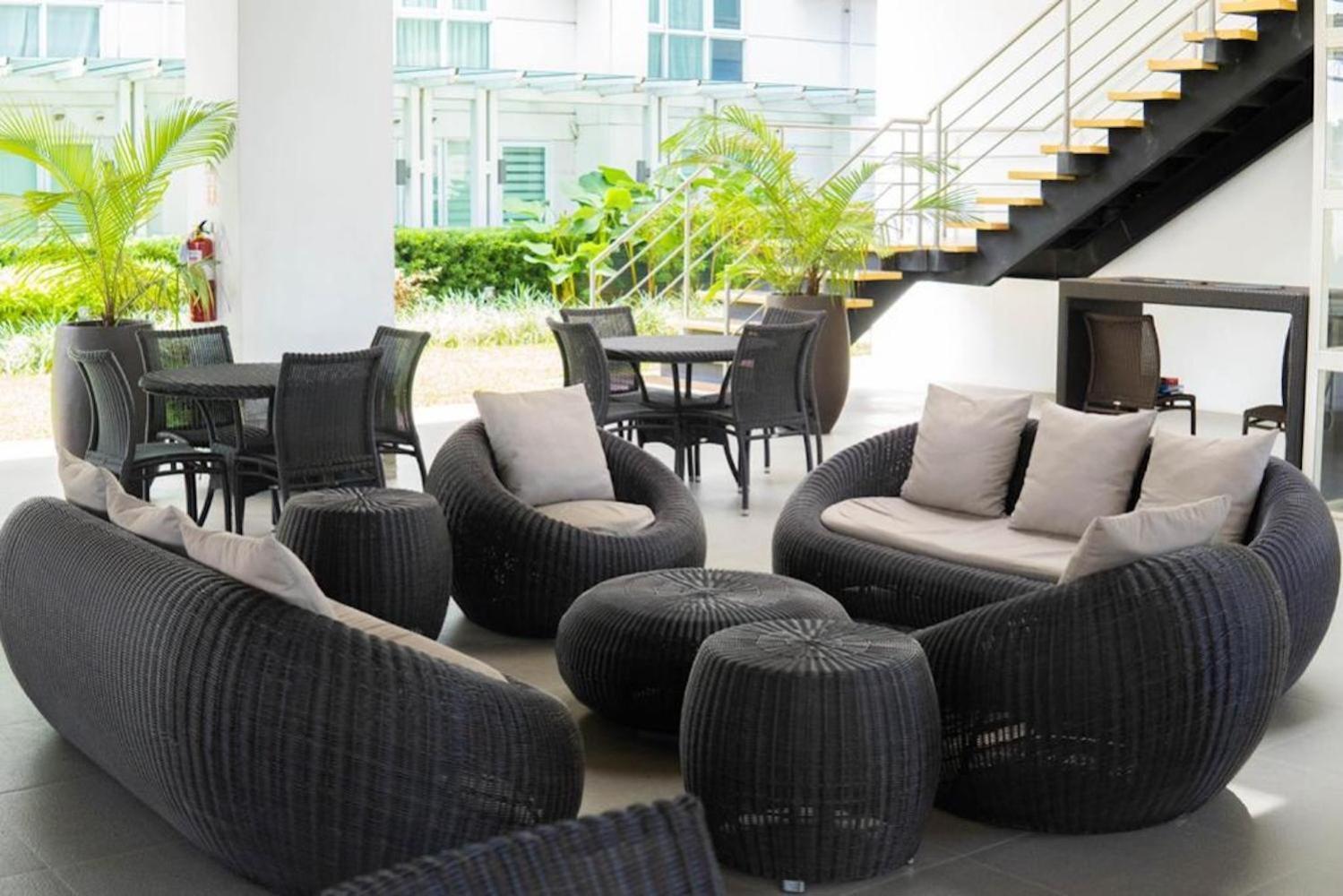 Abreeza Studio Suite 2321 - Pool, Wifi, City View, Washer, Ac, Netflix, Mall ダバオ　シティ エクステリア 写真