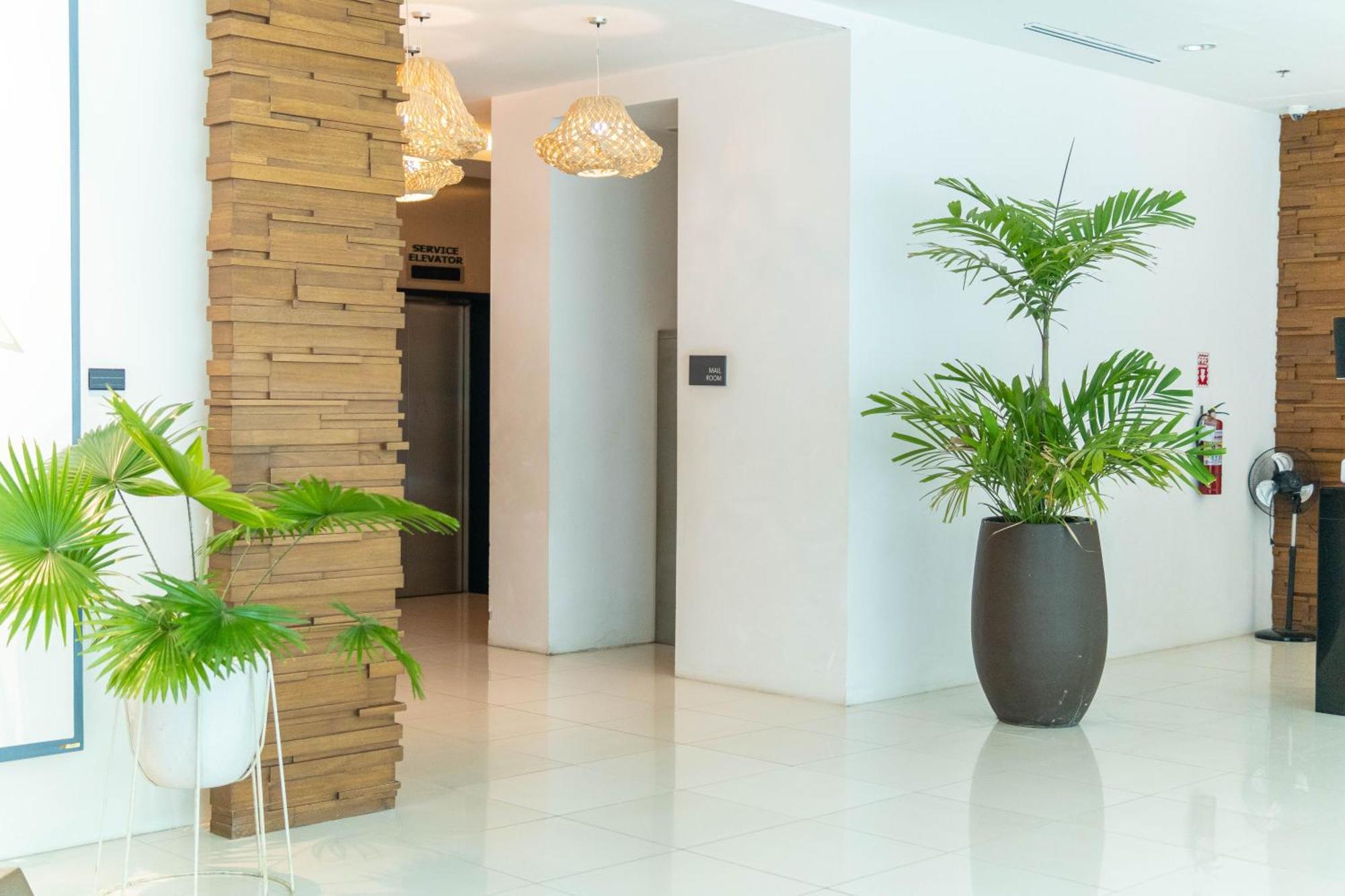 Abreeza Studio Suite 2321 - Pool, Wifi, City View, Washer, Ac, Netflix, Mall ダバオ　シティ エクステリア 写真